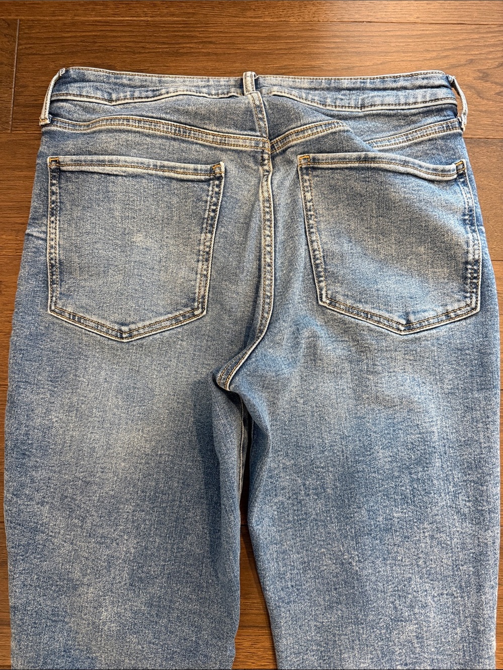 Old Navy Extra Stretch Distressed High Rise OG Straight Size 12 - C55-021 - Picture 7 of 7